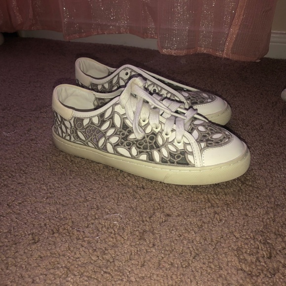 tory burch sneakers - Picture 1 of 2
